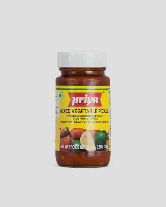 Priya Mixed Vegetable Pickle 300g Produktbeschreibung Pickled sliced mixed vegetables in oil without Garlic