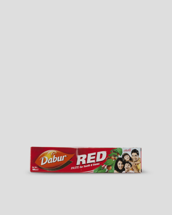 Dabur, Red Toothpaste, 100g Produktbeschreibung Die Dabur Red Zahnpasta ist eine vegane Zahncreme, die gegen viele Zahnprobleme, wie Zahnschmerzen, Zahnfleischerkrankungen, Kariesbildung etc. hilft. Zudem verhelfen die natürlichen Zutaten und Kräuter zu frischem Atem und beseitigen den Mundgeruch.